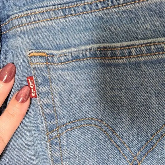 Levi's Premium Big E Women's Wedgie Straight Fit Jeans size 29