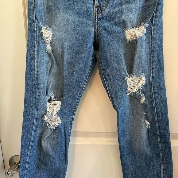 Levi’s Wedgie Icon Fit Ankle Jeans
