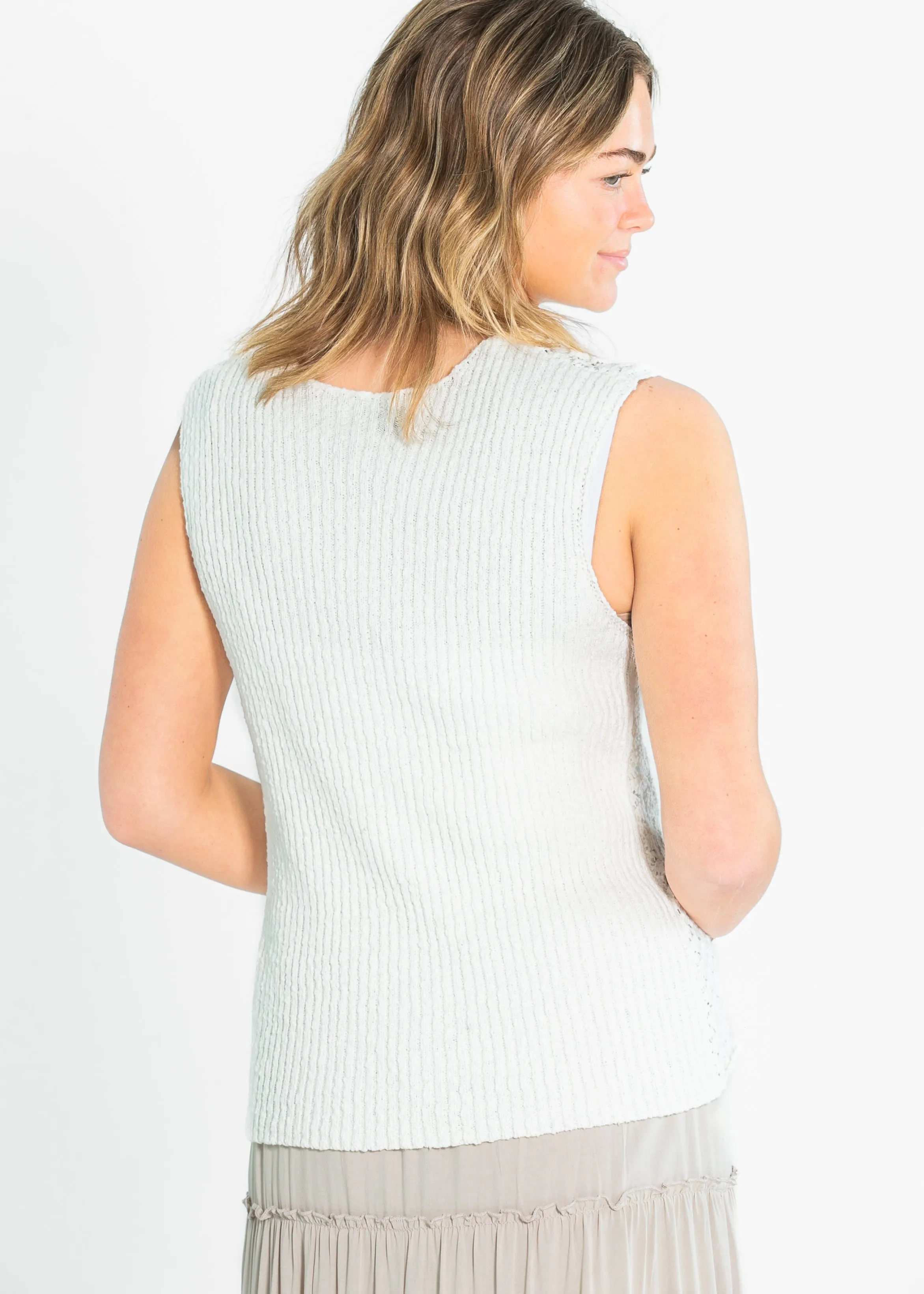 Lightweight Knit Button Up Sleeveless Top