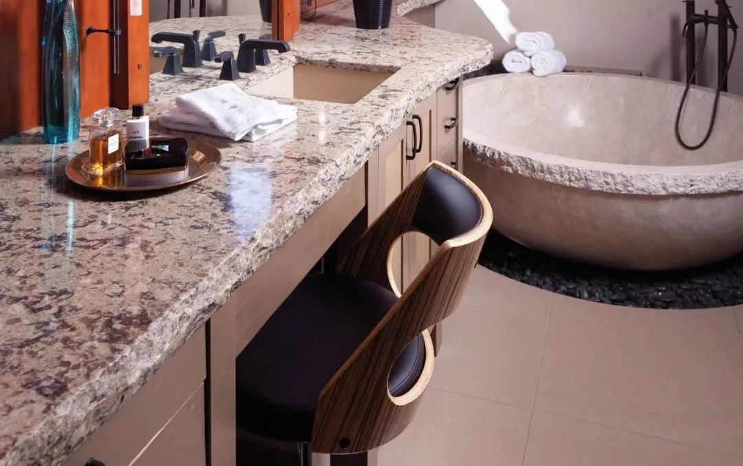 LINCOLNSHIRE Cambria Quartz Slab