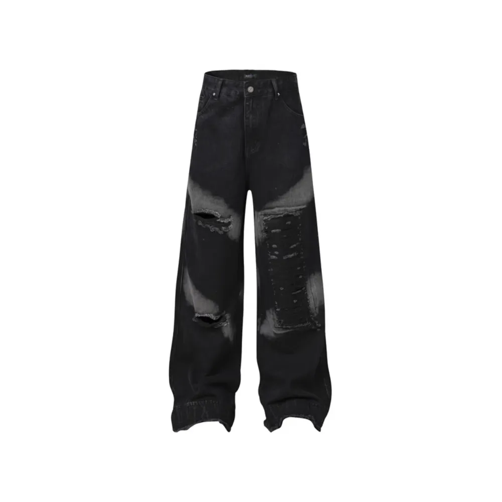 Loose fit ripped jeans