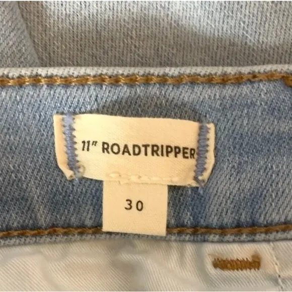 Madewell 11&quot; Roadtripper High Rise Light Wash Jeans