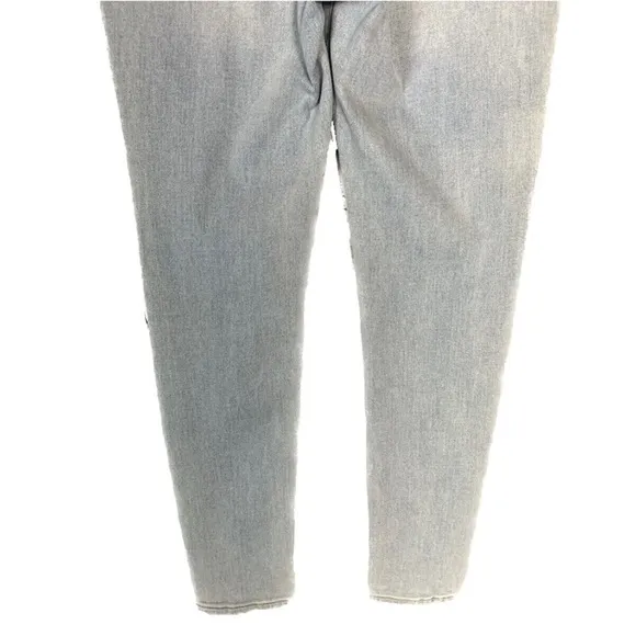 Madewell 11&quot; Roadtripper High Rise Light Wash Jeans