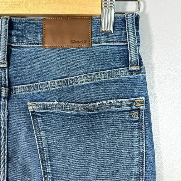 Madewell Slim Demi-Boot Jeans NWT Size 28
