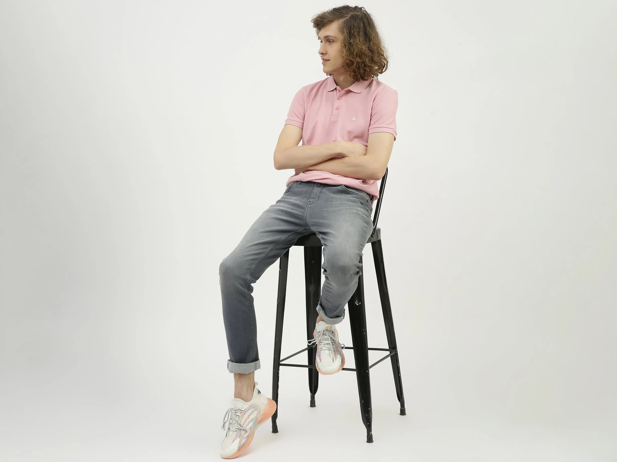 Men Solid Carrot Fit Jeans