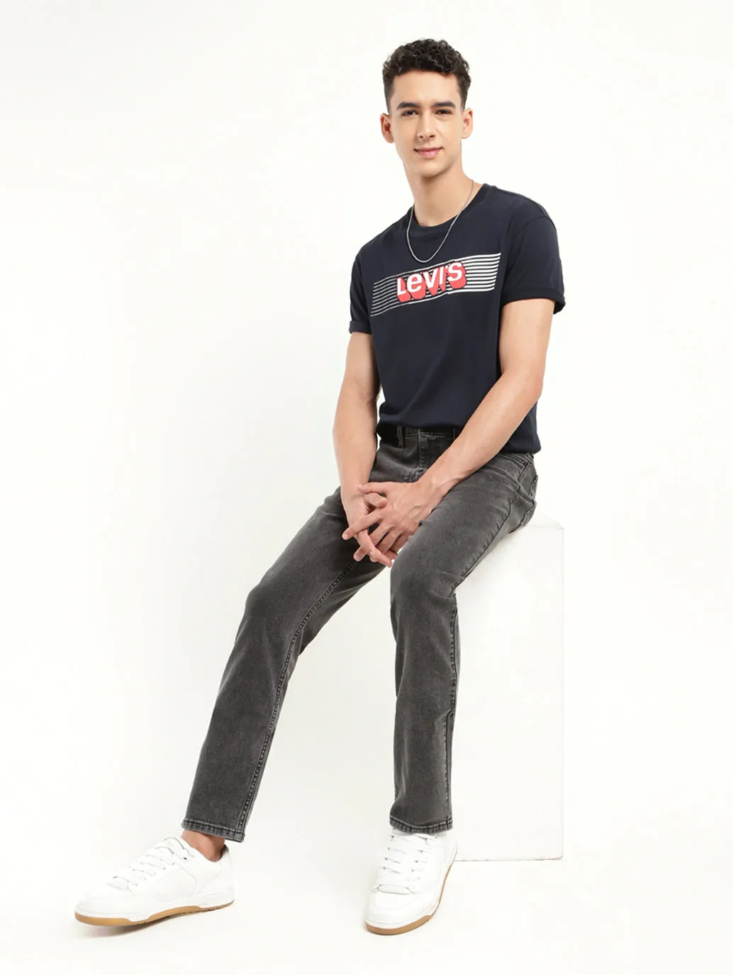 Men's 511 Black Slim Fit Mid Rise Jeans