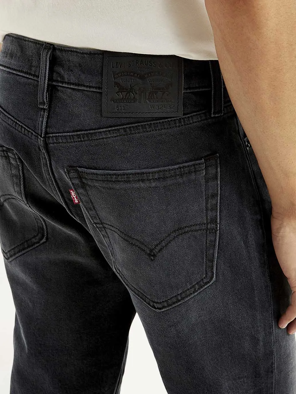 Men's 511 Black Slim Fit Mid Rise Jeans
