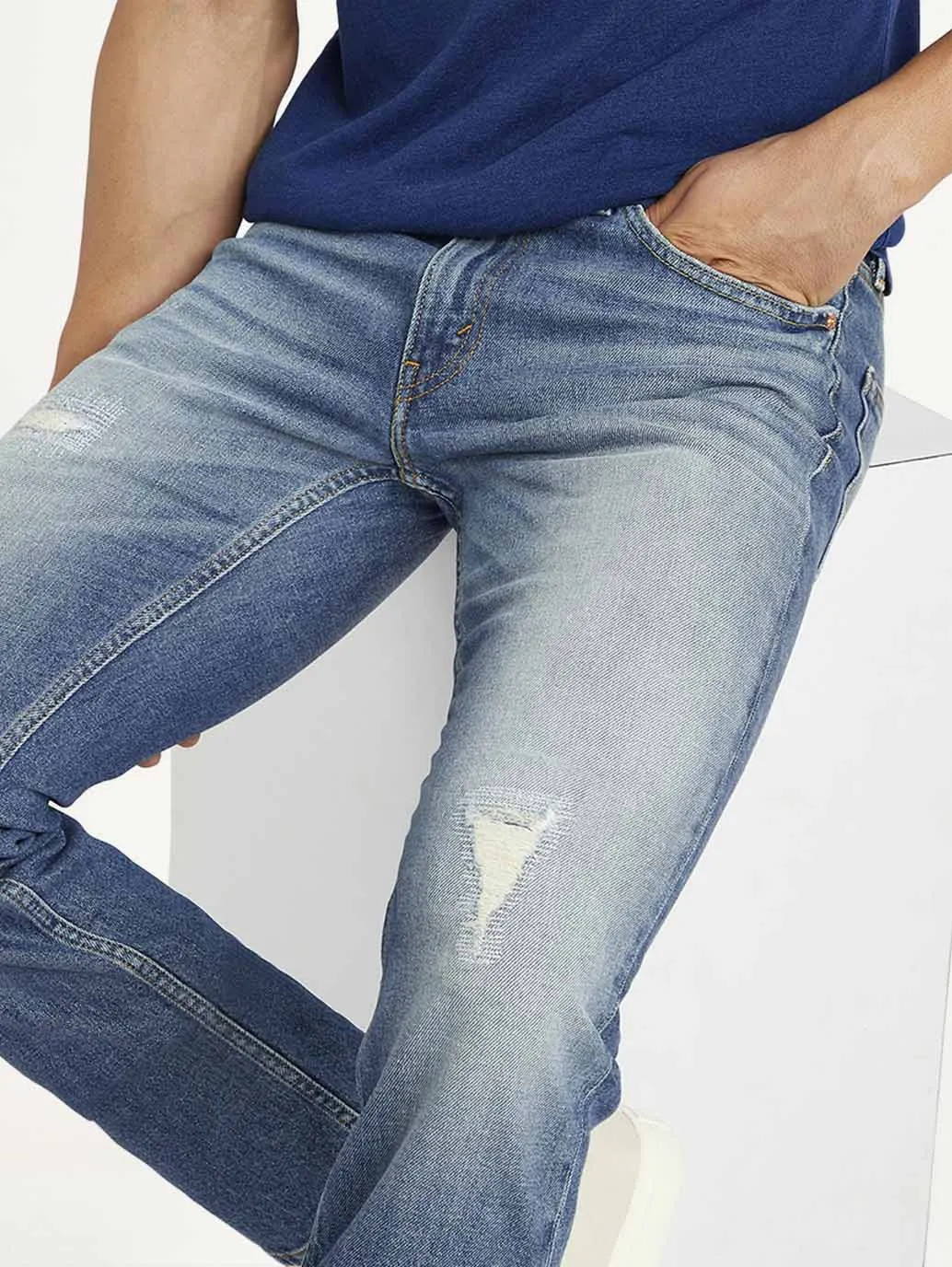 Men's 511 Blue Slim Fit Mid Rise Jeans