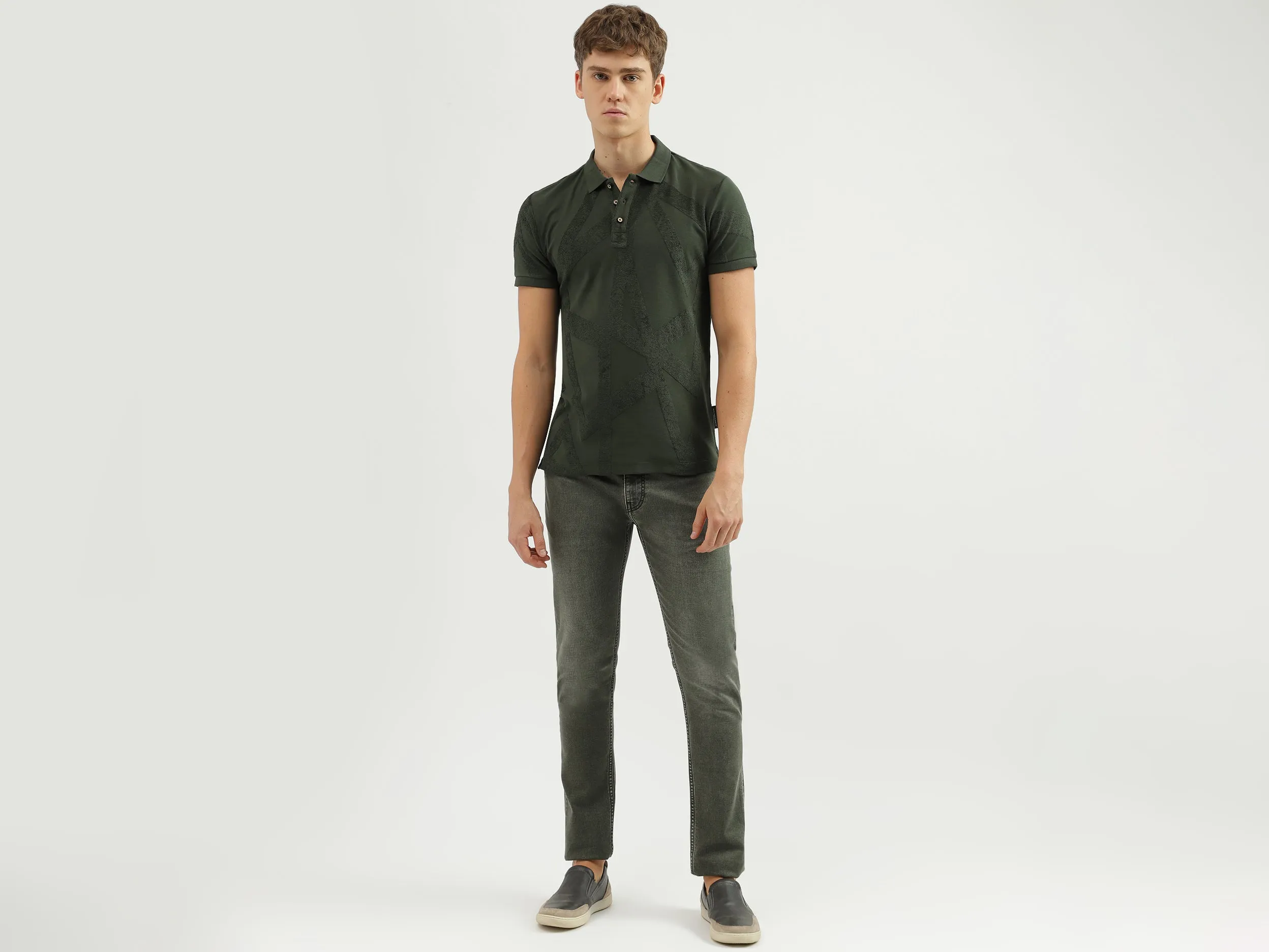 Men's Solid Slim Tapered Fit Jeans