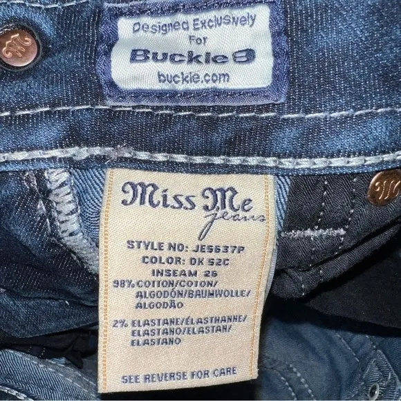 Miss Me for Buckle Embellished Dark Blue Slim Low Rise Capri Jeans Size 25