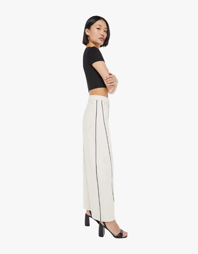 Mother Lil Half-Piped Ankle Jeans in Act Natural