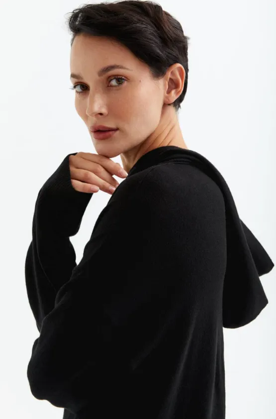 Movesgood Bamboo Cashmere Hommi Hoodie in Black