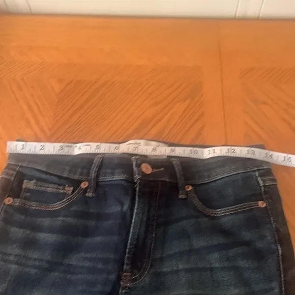 Nwt Abercrombie &amp;Fitch straight mid rise jeans
