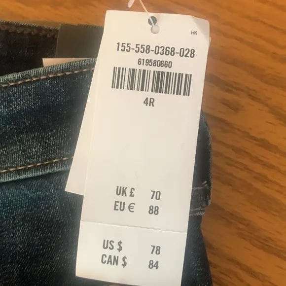 Nwt Abercrombie &amp;Fitch straight mid rise jeans