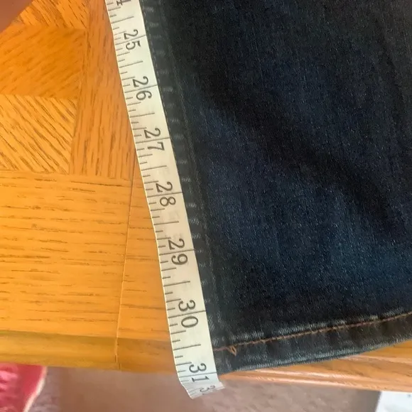 Nwt Abercrombie &amp;Fitch straight mid rise jeans