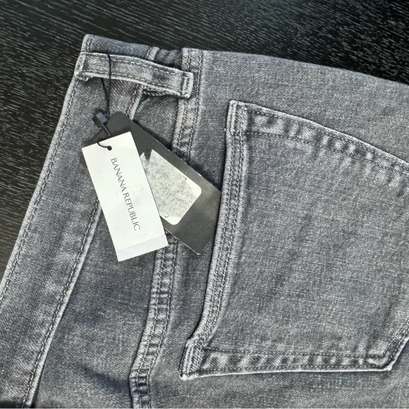 NWT Banana Republic Slim Fit Jeans Size 33x30