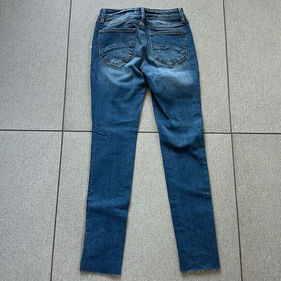 NWT Driftwood Jackie High-Rise Aztec Embroidered Slim silhouette Skinny Jeans 24