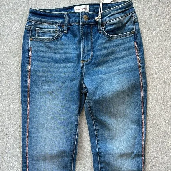 NWT Driftwood Jackie High-Rise Aztec Embroidered Slim silhouette Skinny Jeans 24