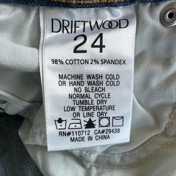 NWT Driftwood Jackie High-Rise Aztec Embroidered Slim silhouette Skinny Jeans 24