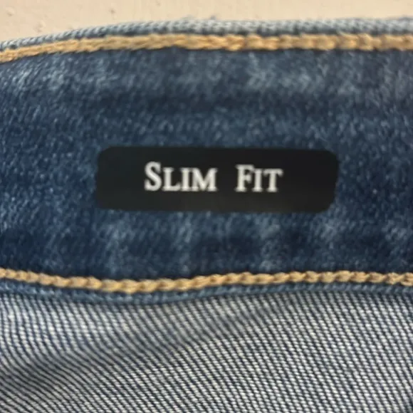 NWT Judy Blue | Hi-Waist Destroy Back Hem Dart Slim Denim Jeans 14W
