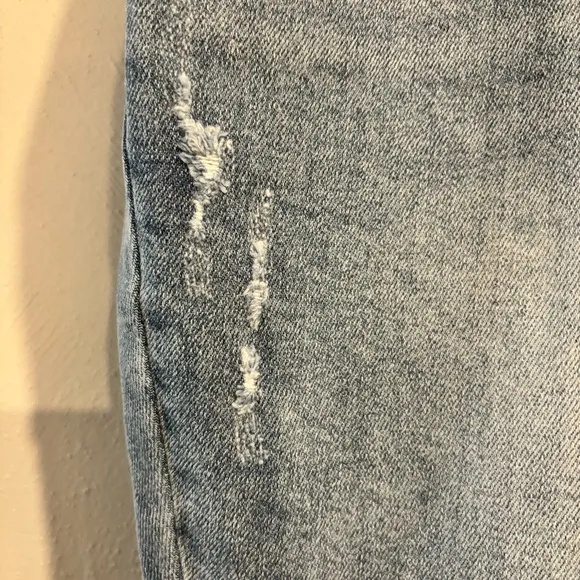 NWT Judy Blue | Hi-Waist Destroy Back Hem Dart Slim Denim Jeans 14W
