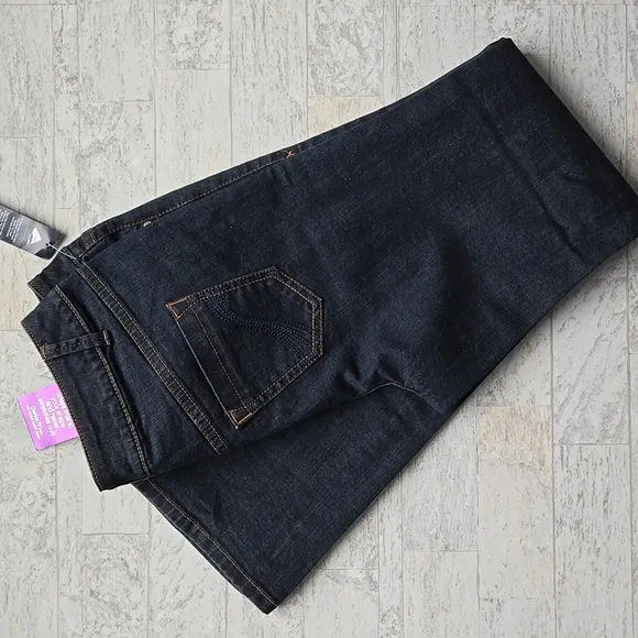 NWT Lane Bryant Slim Bootcut  Size 14 Women's Dark Blue Jeans