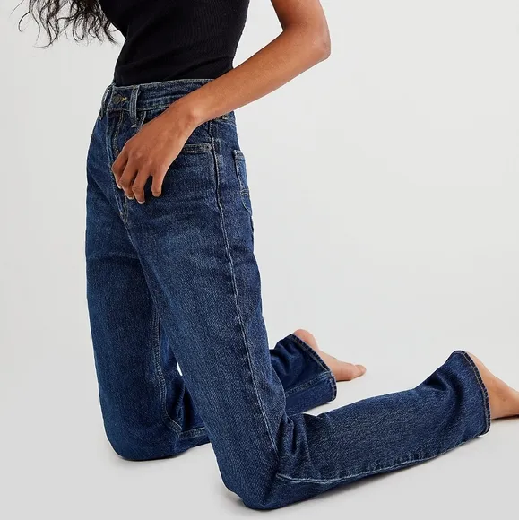 NWT Levi's Premium Sonoma Train Dark Wash 70s High Rise Flare Jeans 25x34