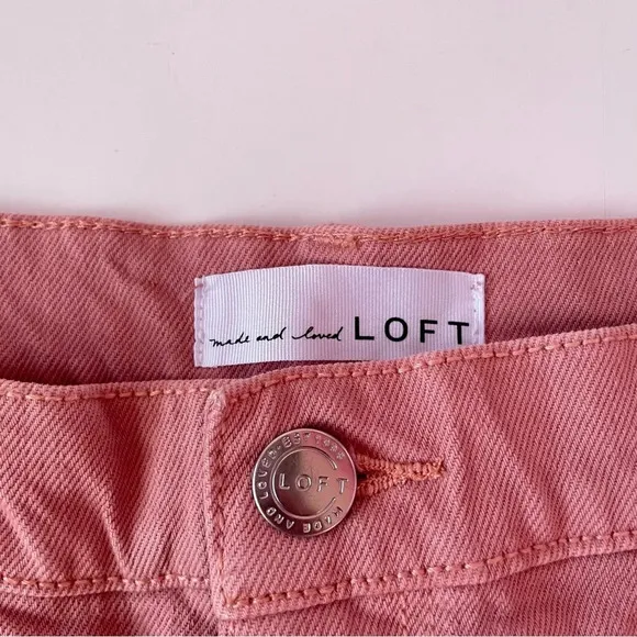 NWT! LOFT Womens High Waist Straight Crop Jean Blush Pink Frayed Hemline Size 31