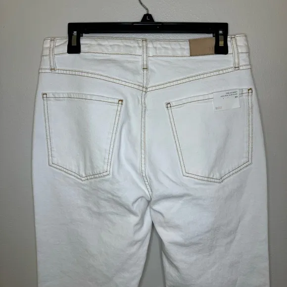 NWT RAILS The Sunset High Rise Slim Flare White Jeans Women Size 30