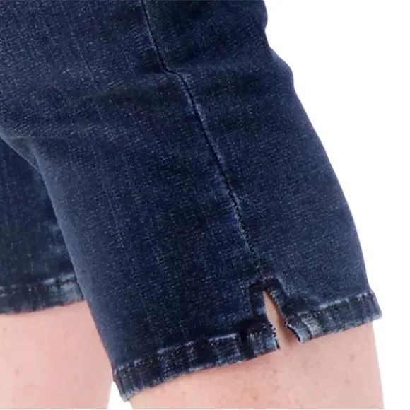 NYDJ Curves 360 Slim Straight Side Slit Capri Jeans Size 4 Color Mesquite