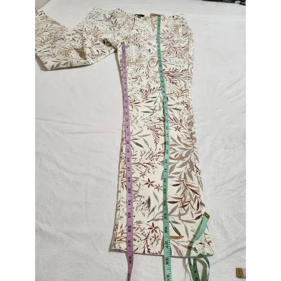 NYDJ Sheri Slim Leg Jeans Cream Beige Leaf Leaves Floral Size 14P Stretch (CJ6)