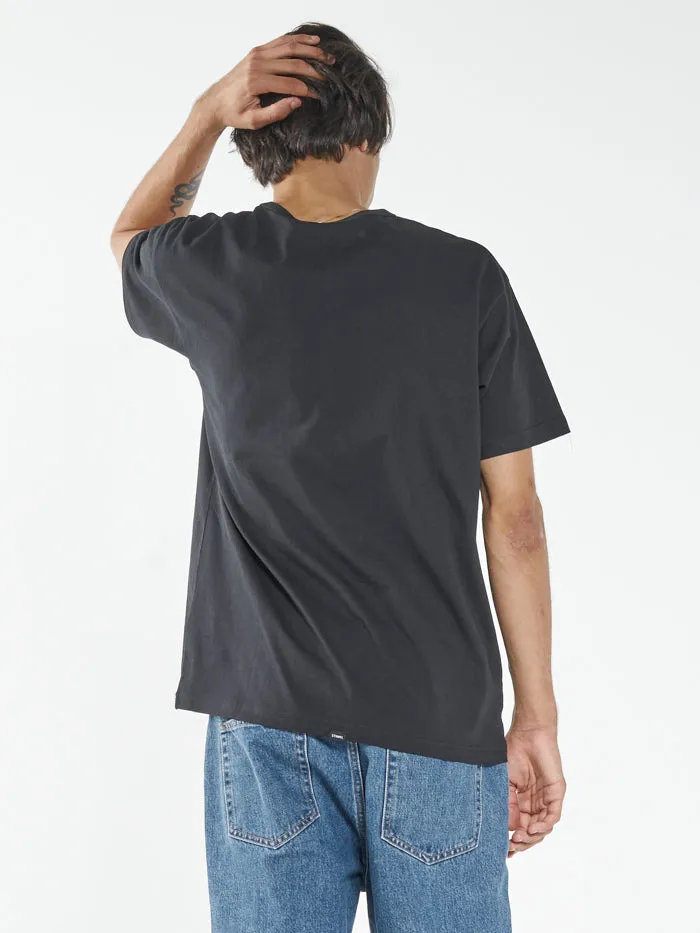 REALIZE BOX FIT TEE
