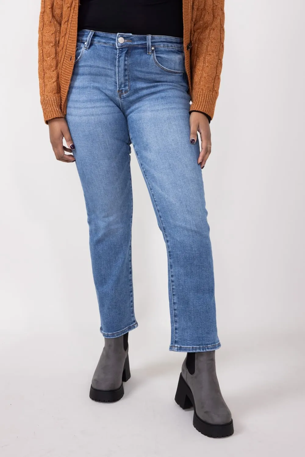 Risen Mid-Rise Medium Wash Straight Leg Jeans for Women | RDP5290CH-MD