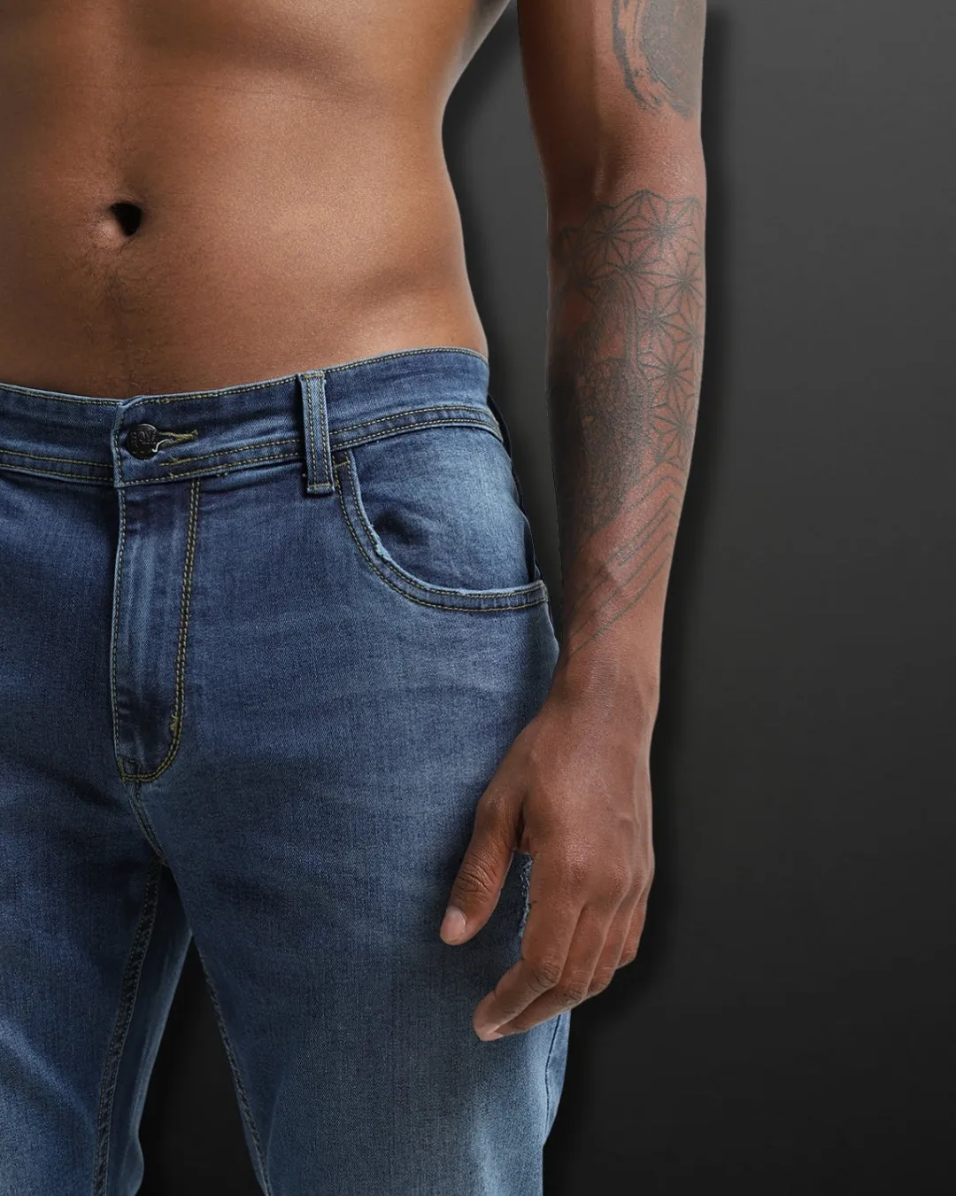 SLIM FIT JEANS