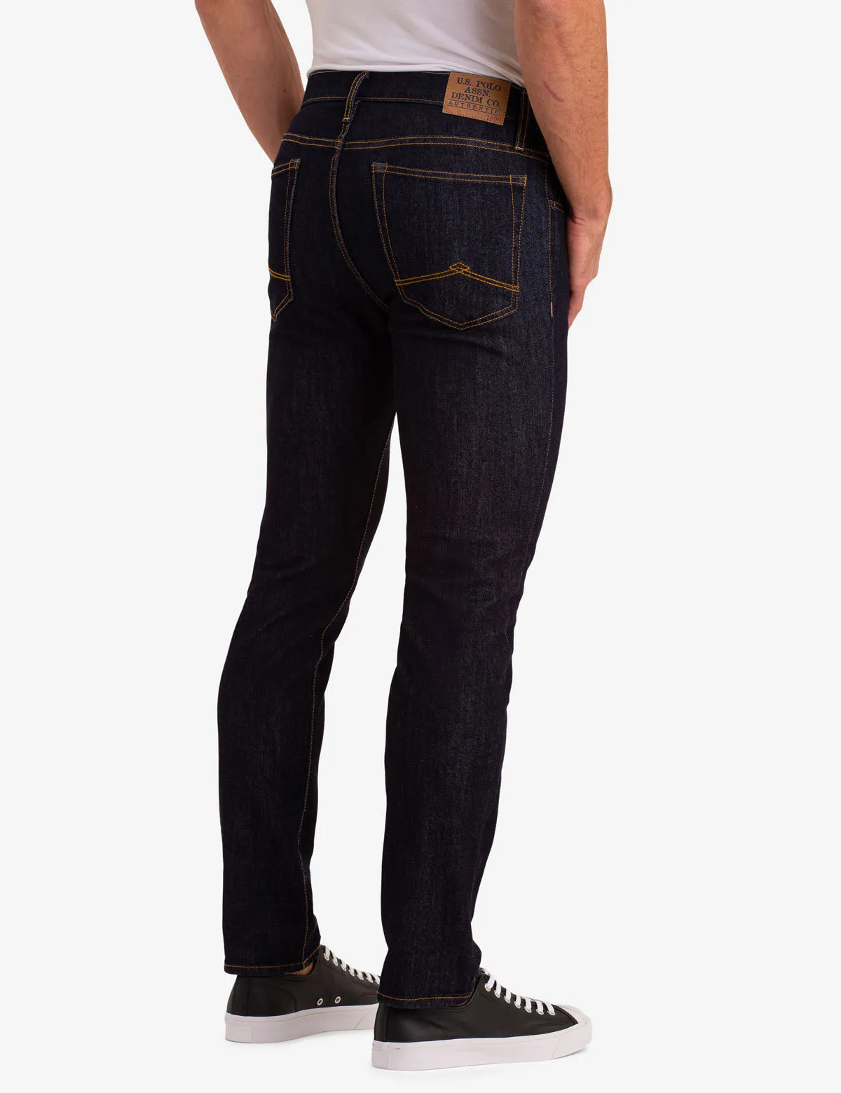 SLIM FIT JEANS