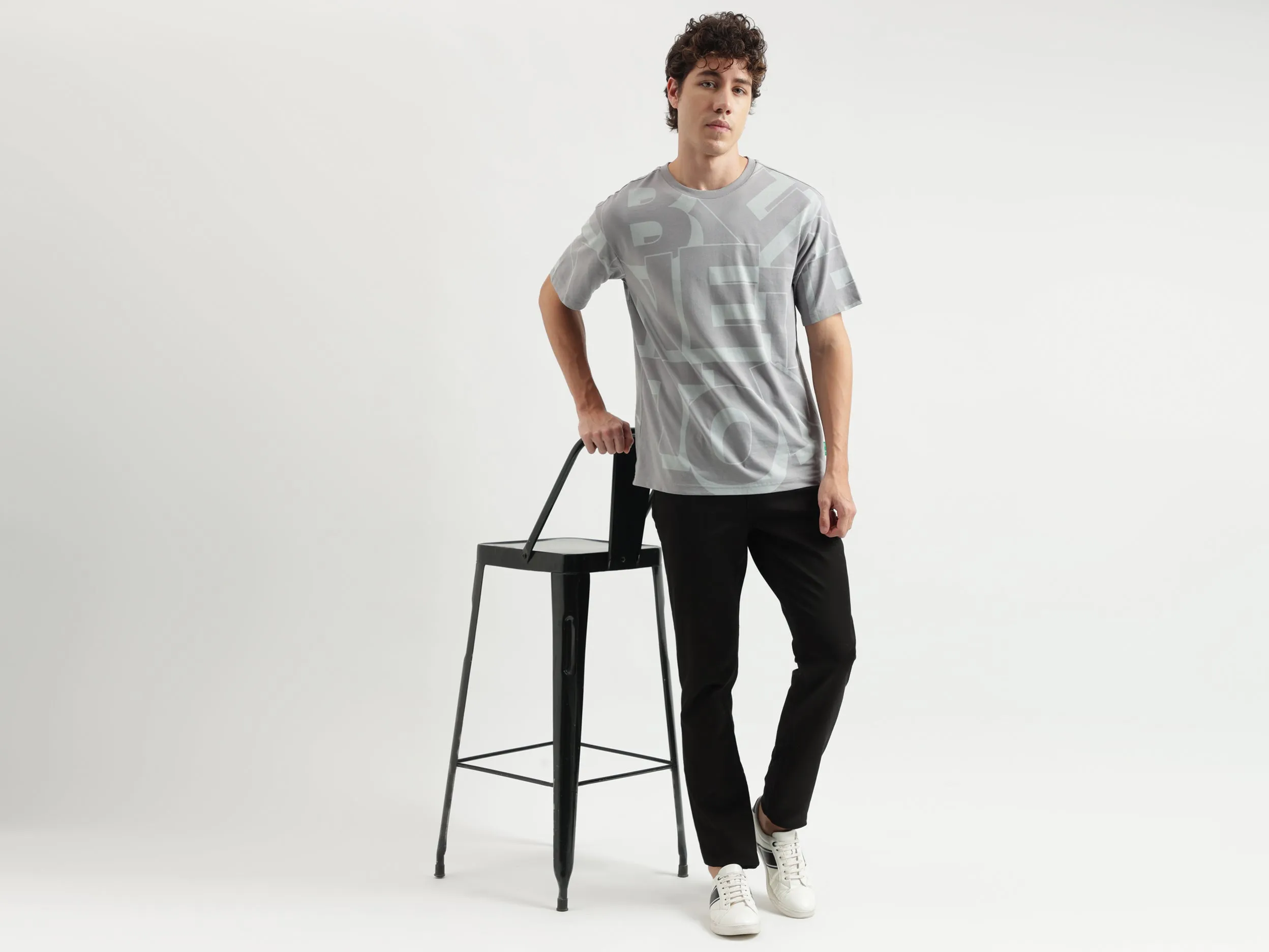 Solid Pattern Skinny Fit Jeans