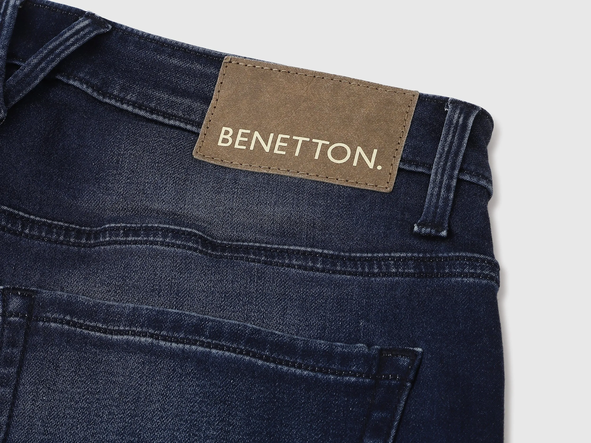 Solid Slim Fit Jeans