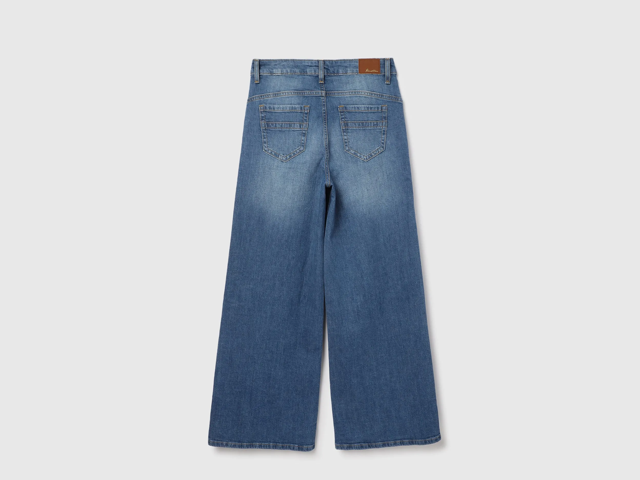 Solid Wide Leg Fit Jeans