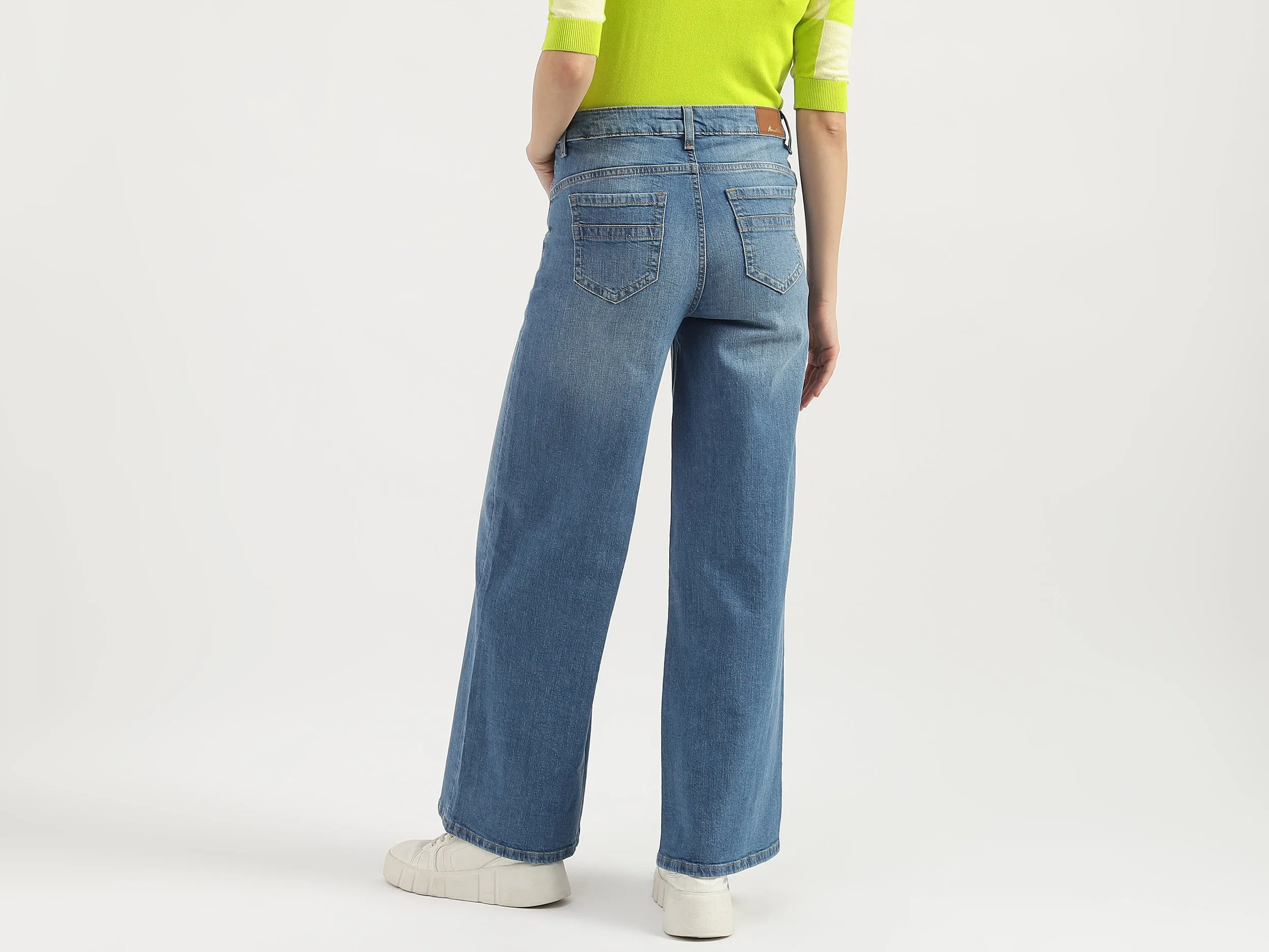 Solid Wide Leg Fit Jeans