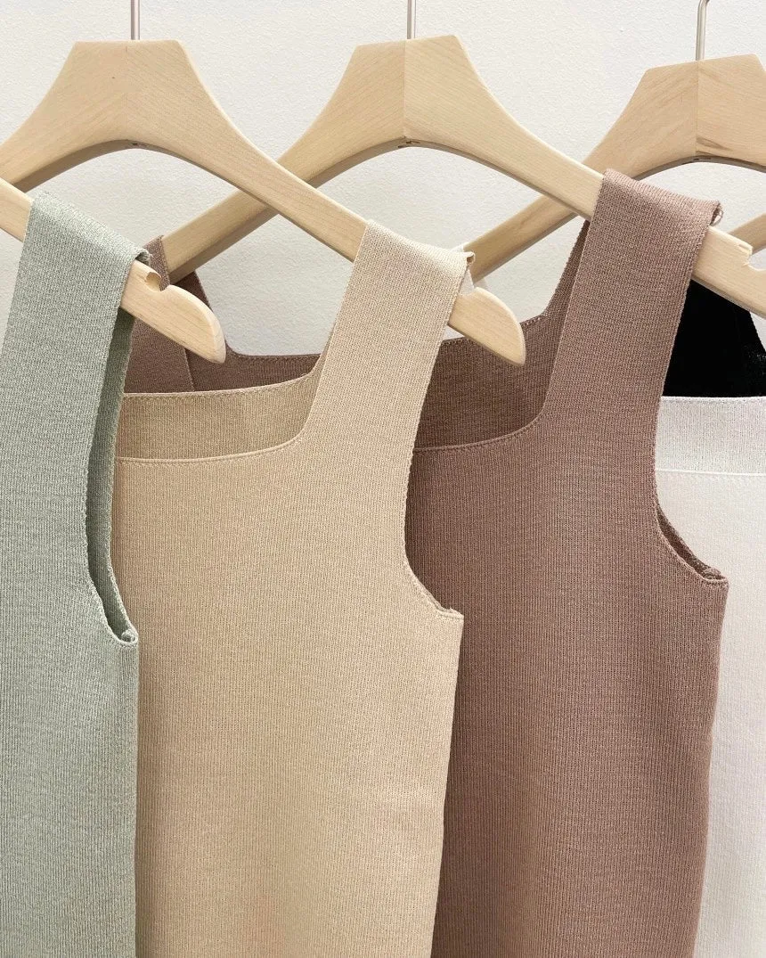 Square-Neck Knit Sleeveless