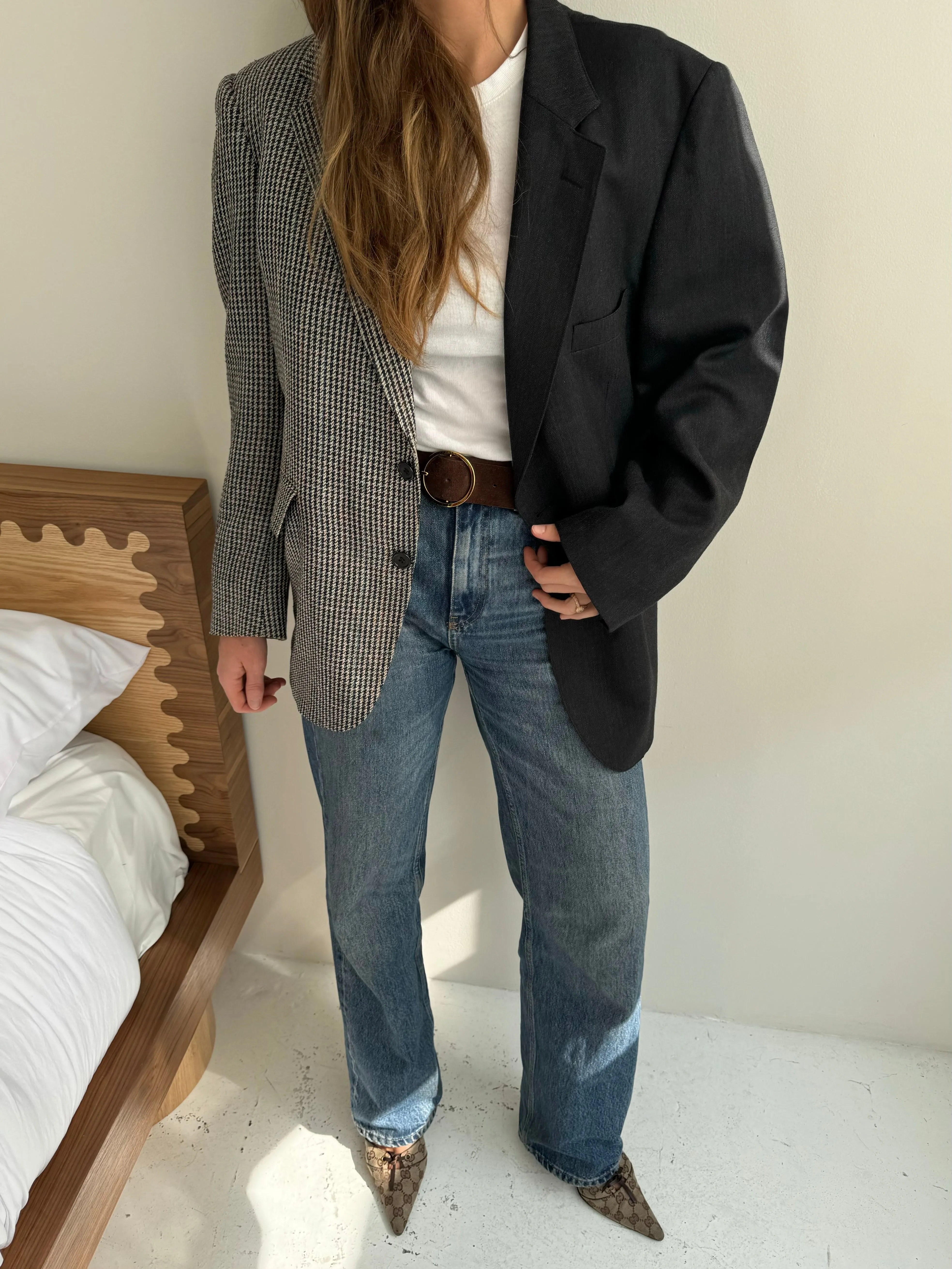 Stunning contrasted blazer in dark grey and houndstooth
