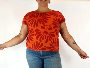 Theadora Jones red print top size L