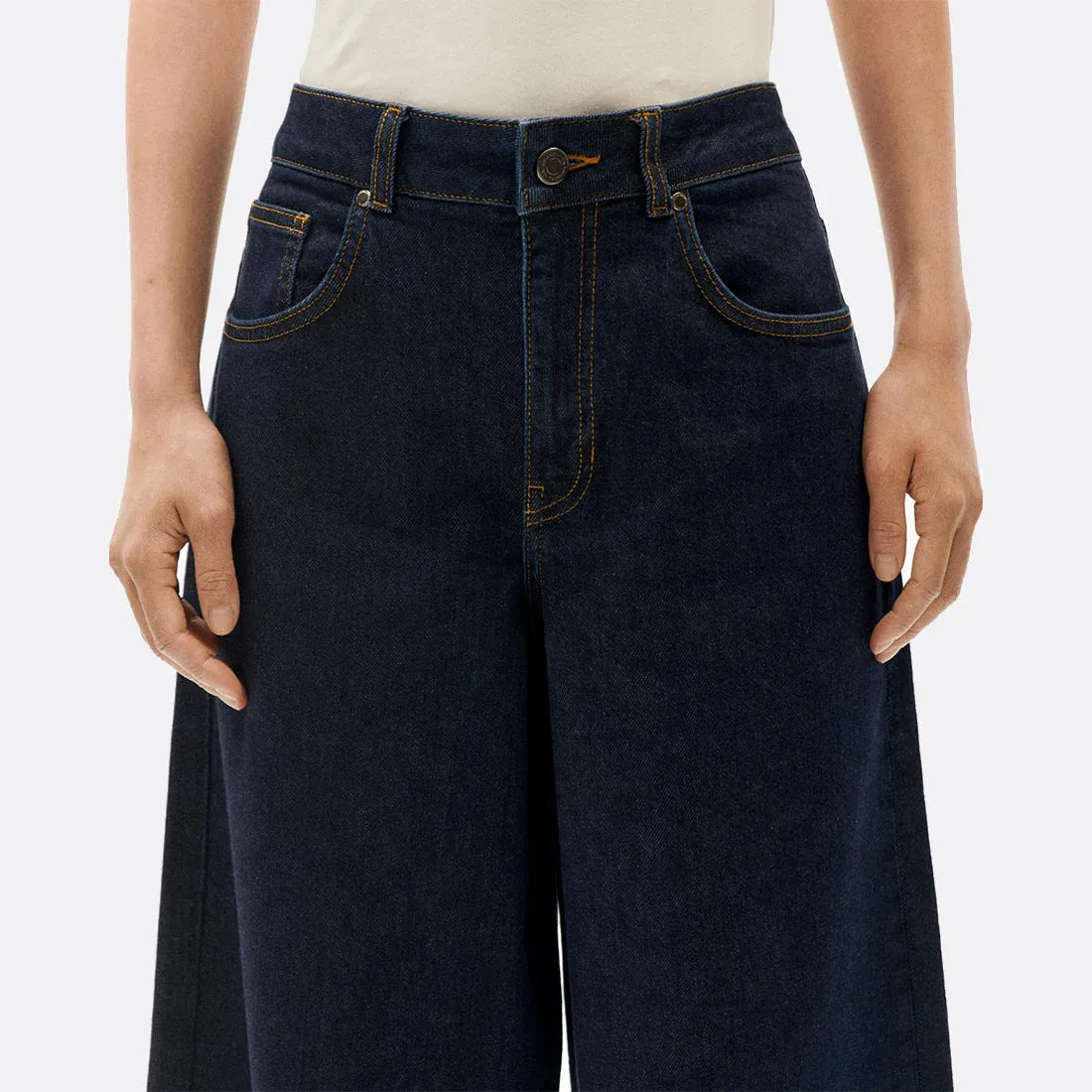 THINKING MU Dark Clean Hedda Jeans
