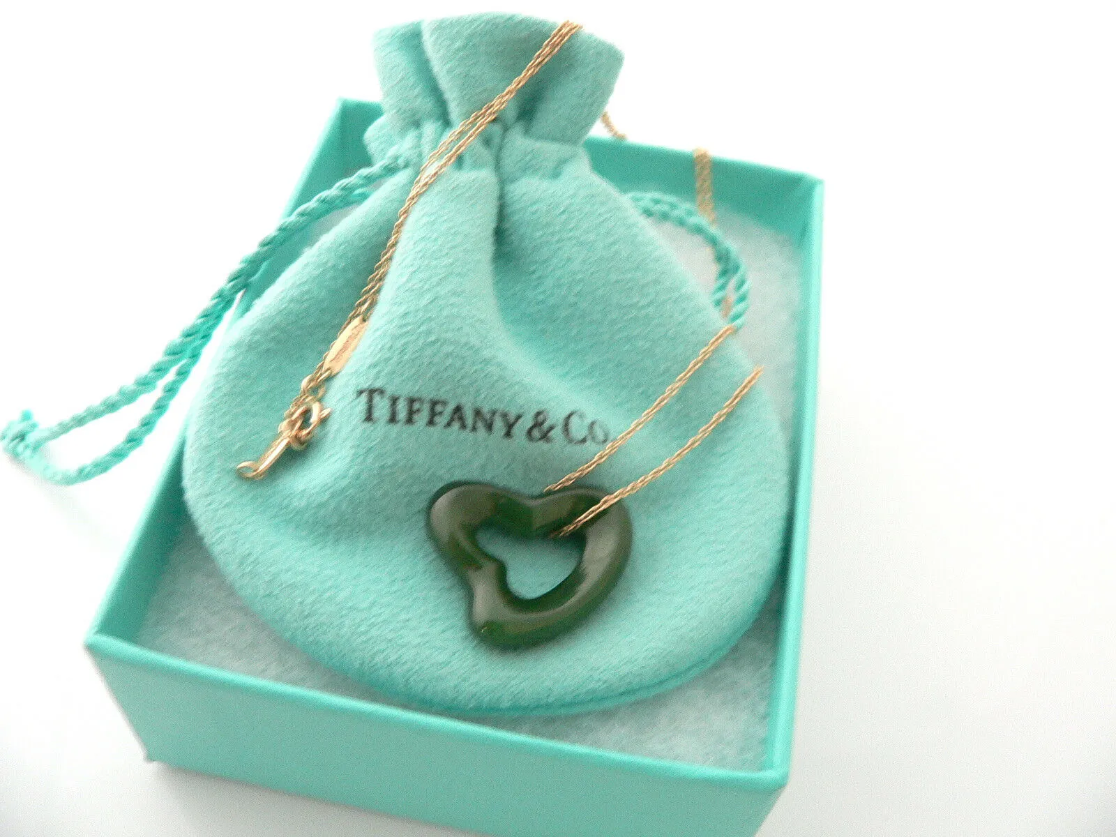 Tiffany & Co 18K Gold Large Jade Gemstone Heart Necklace Pendant Gift Love Pouch