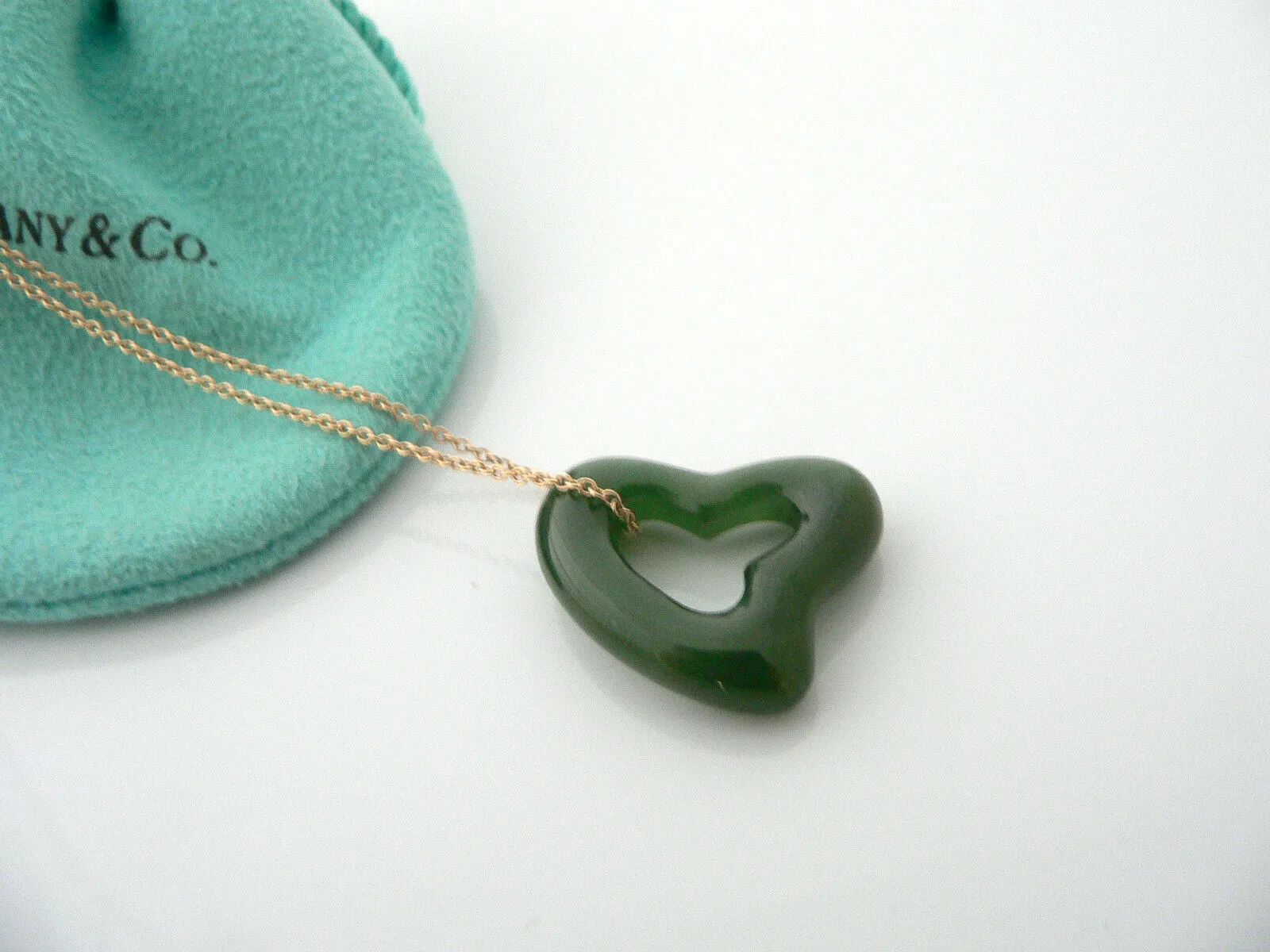 Tiffany & Co 18K Gold Large Jade Gemstone Heart Necklace Pendant Gift Love Pouch