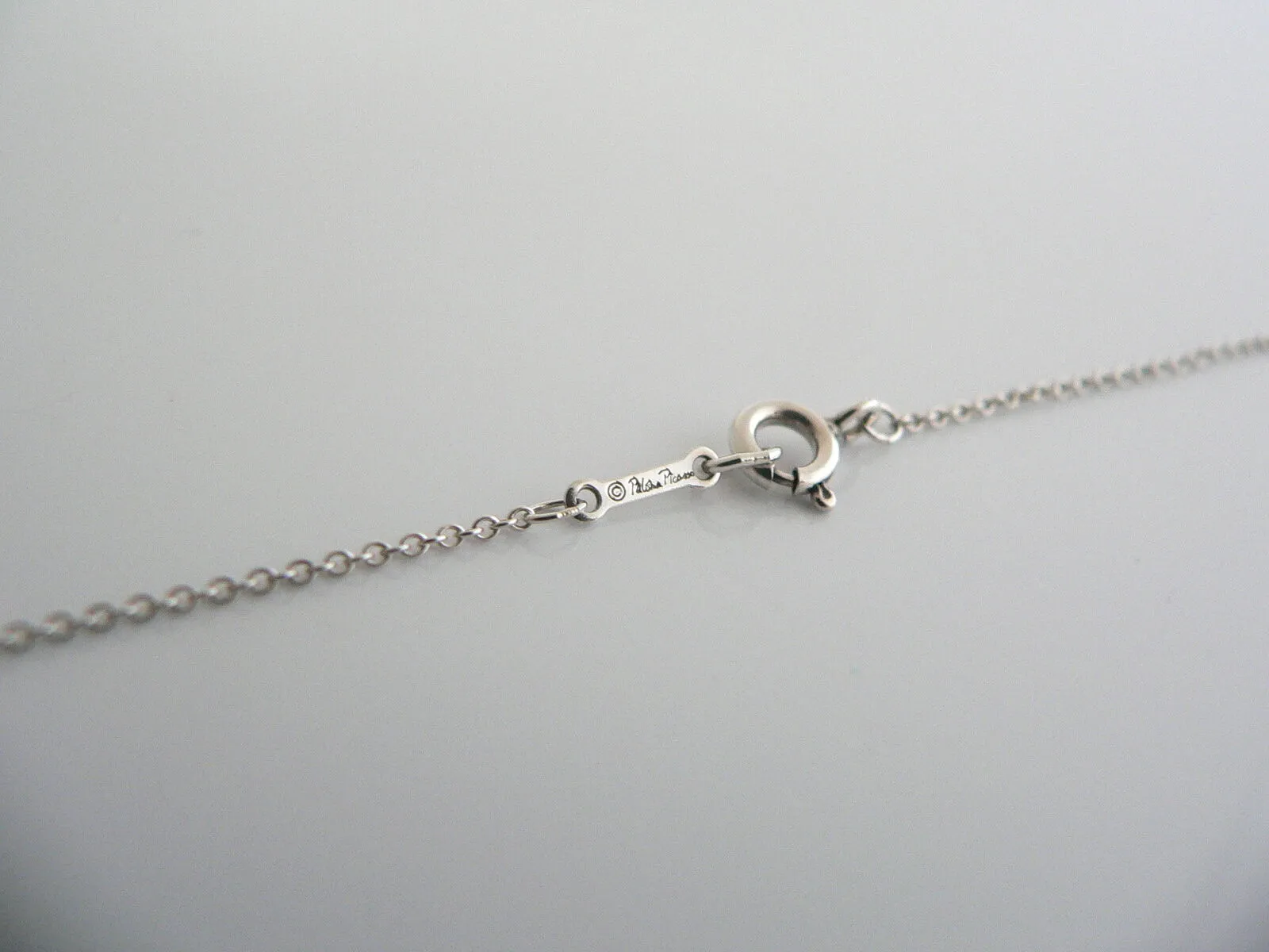 Tiffany & Co Heart Love Kiss Necklace Pendant Picasso Silver Gift 17 Inch Chain
