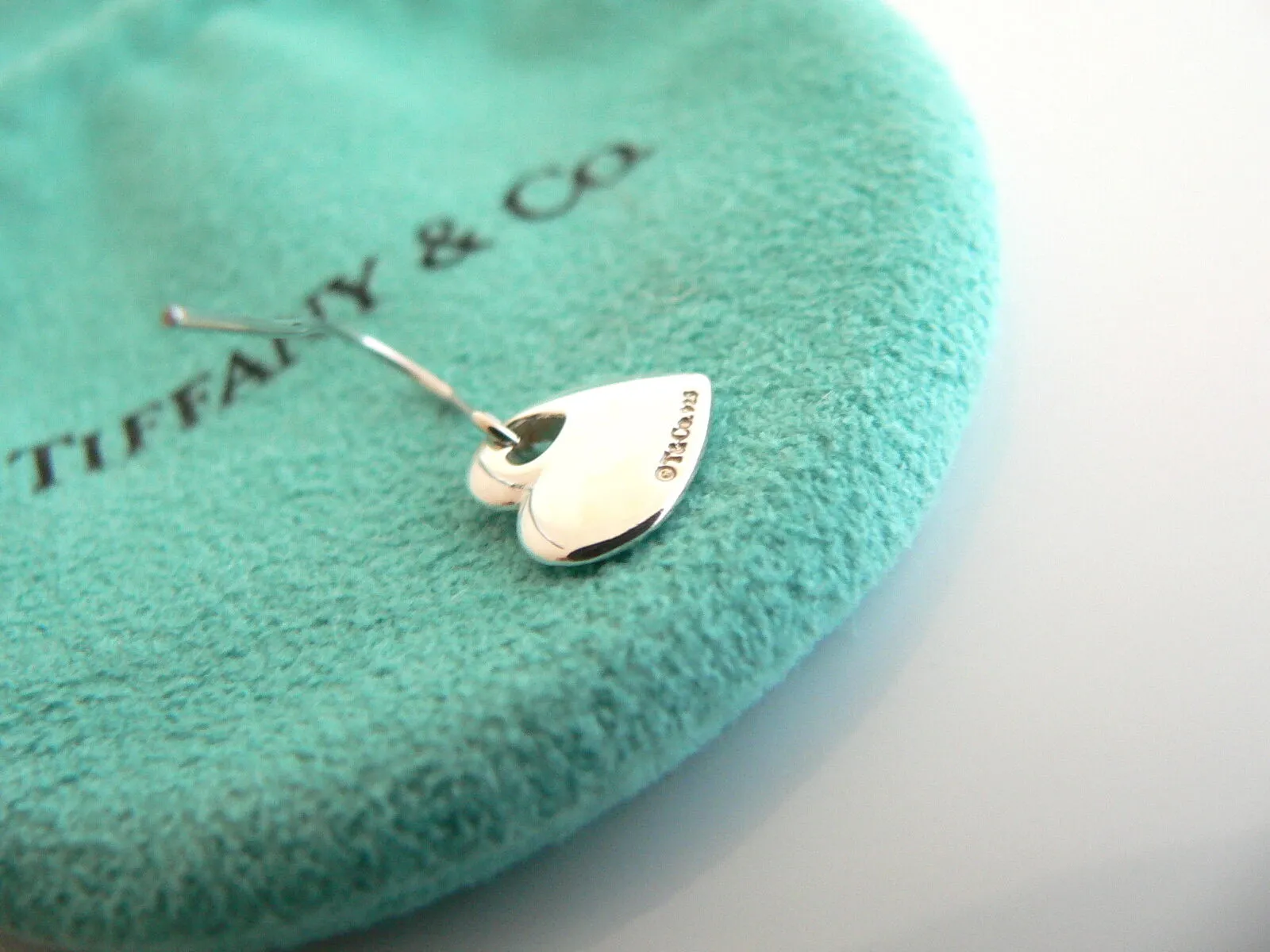 Tiffany & Co Silver Double Heart Dangle Dangling Earrings Rare Gift Pouch Love