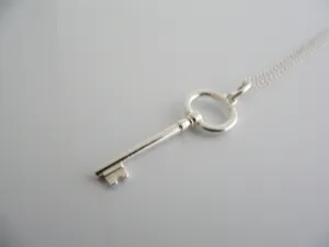 Tiffany & Co Silver Oval Key Necklace Pendant Charm 18 Inch Chain Gift Love Art