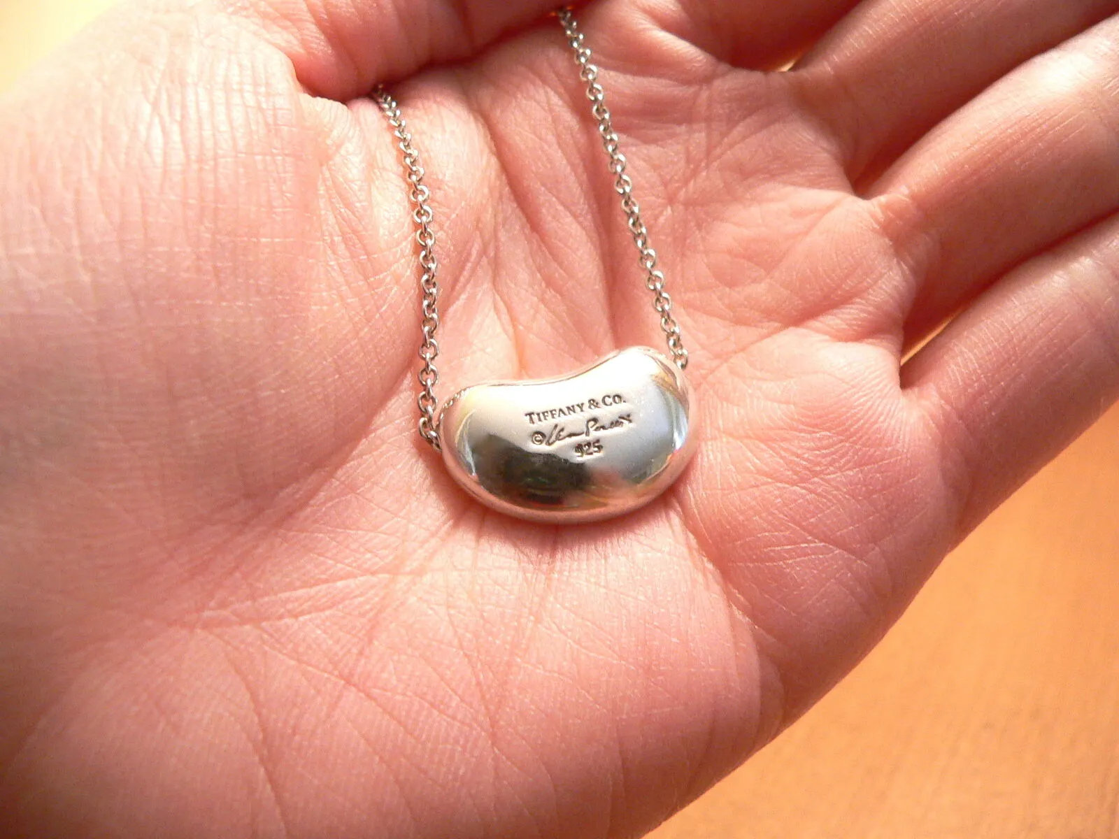Tiffany & Co Silver Peretti Medium Bean Necklace Pendant 19 Inch Longer Gift