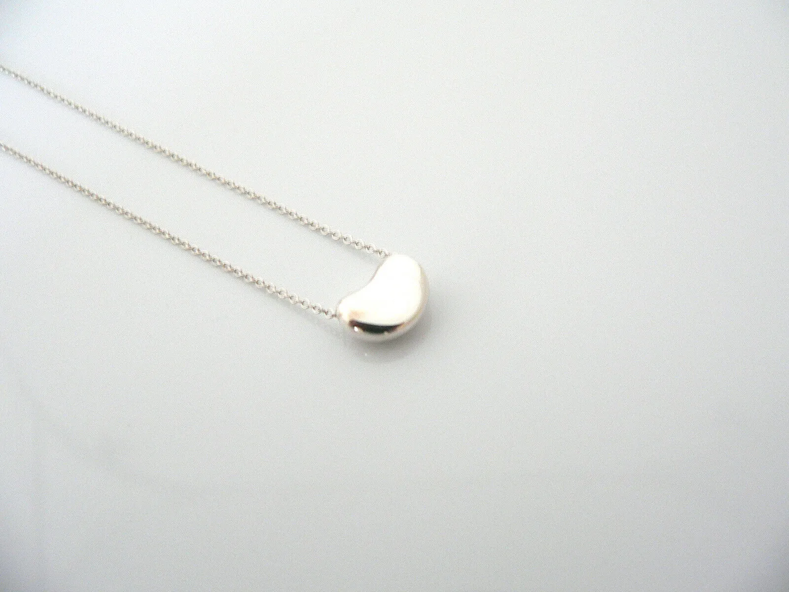 Tiffany & Co Silver Peretti Small Bean Necklace Pendant Charm Chain Gift Love